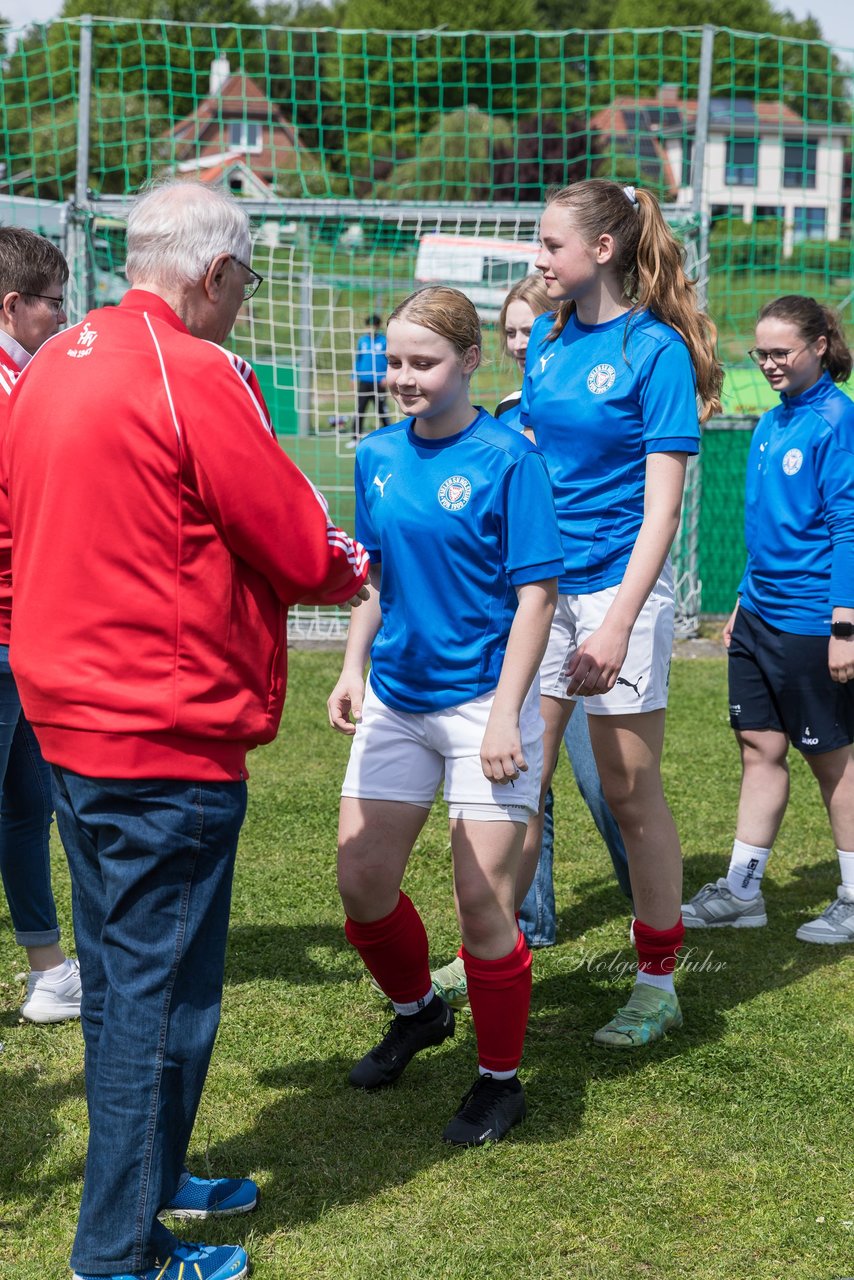 Bild 105 - wBJ SH-Pokalfinale  Holstein-Kiel - SV Viktoria : Ergebnis: 1:0